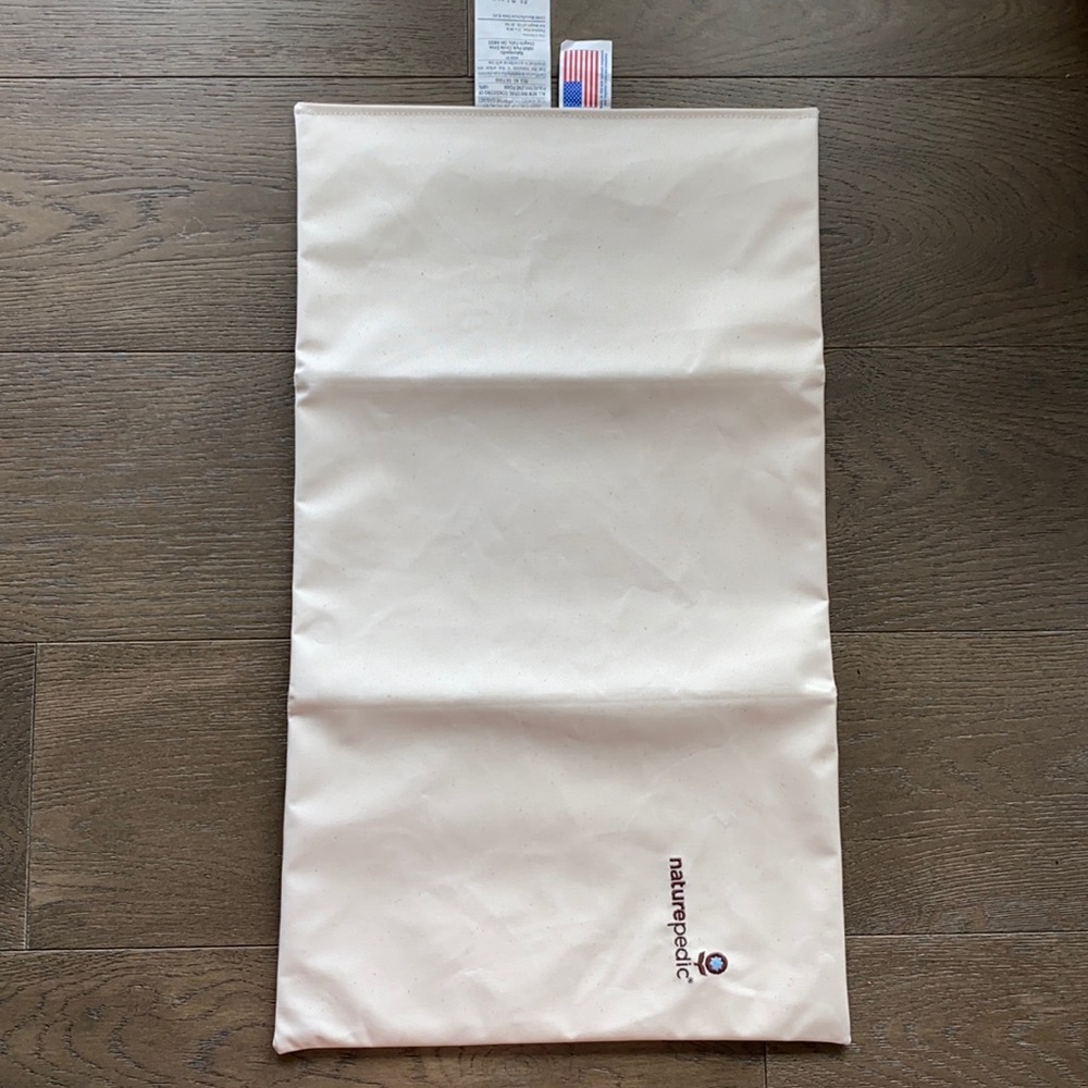 Neutropenic travel size baby changing pad